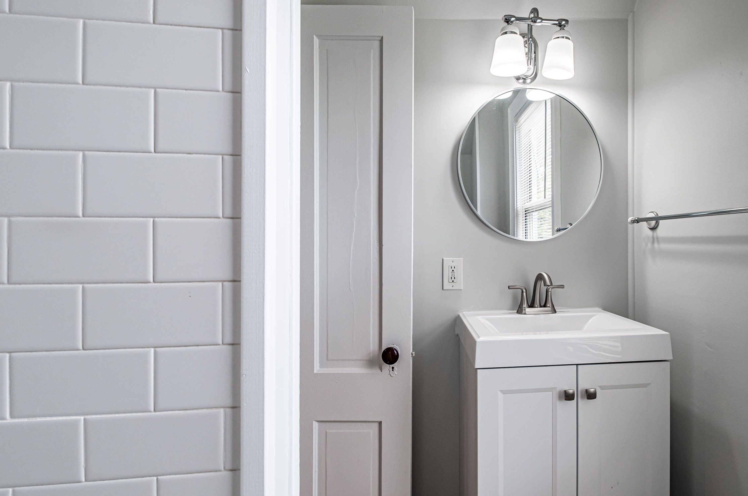 89 Carleton St, Portland ME 04102-5204 exterior