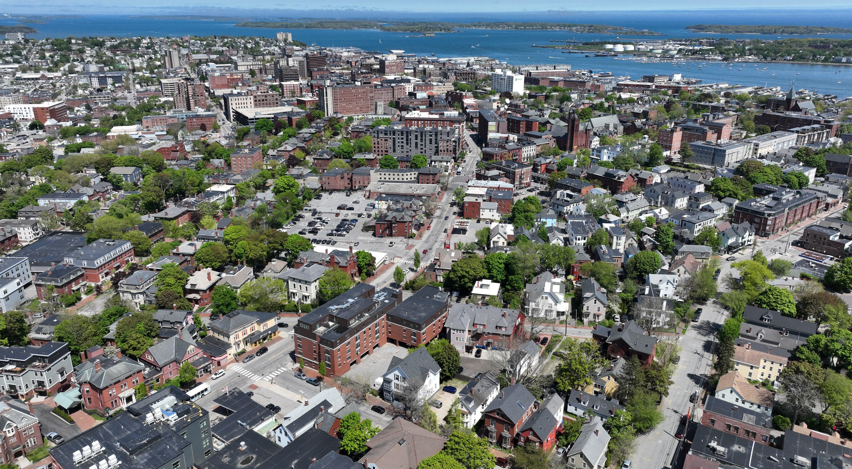 89 Carleton St, Portland ME 04102-5204 exterior