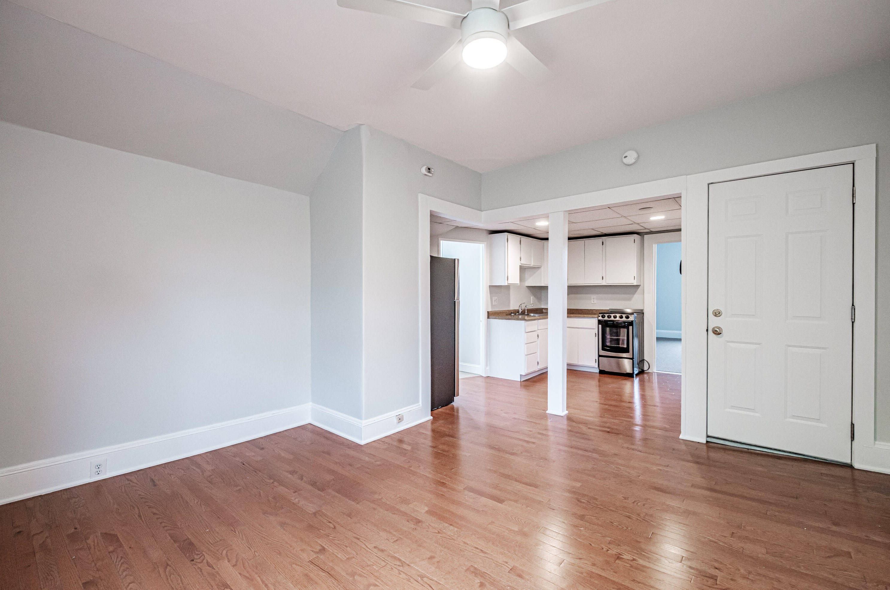 89 Carleton St, Portland ME 04102-5204 exterior