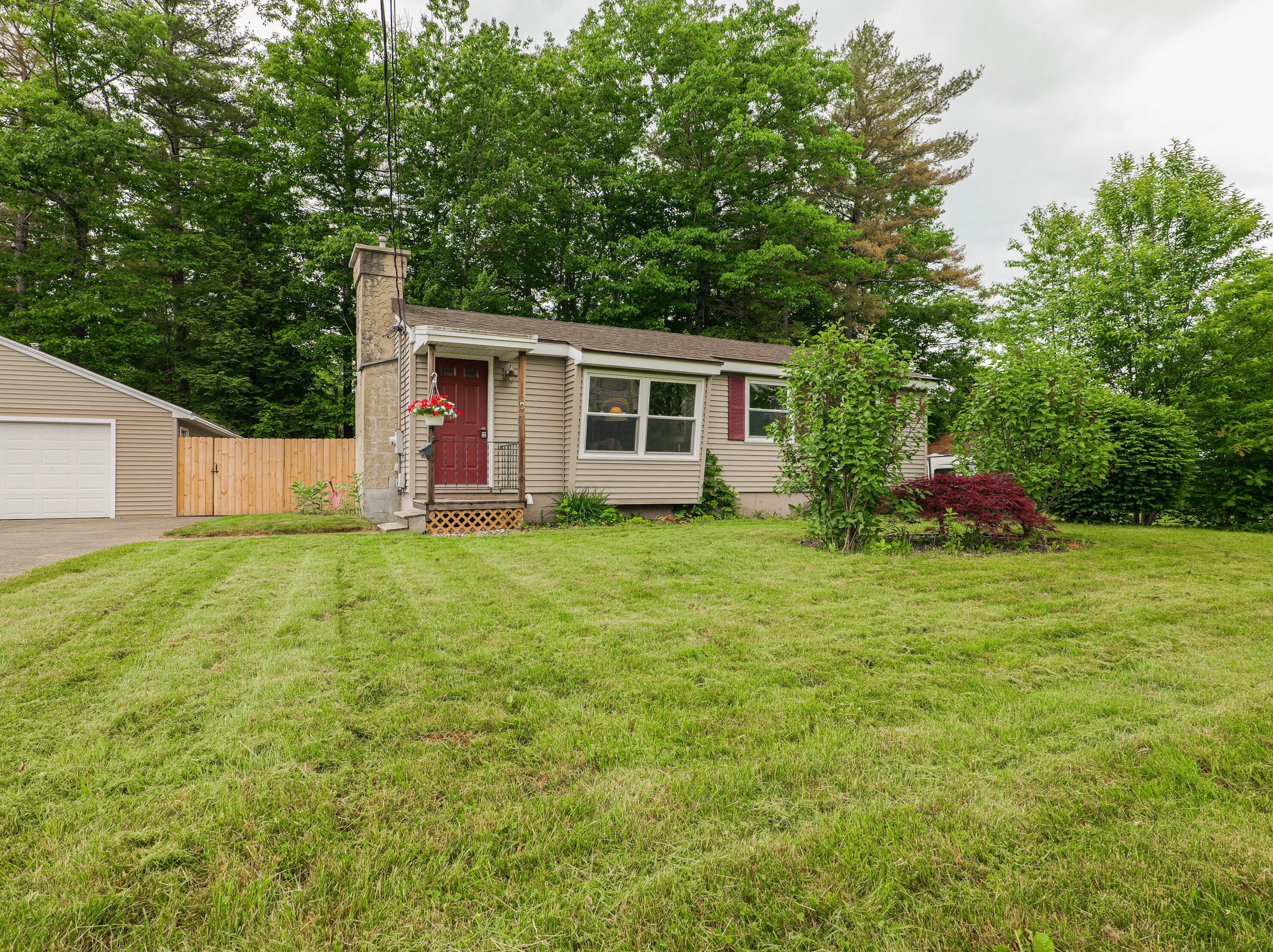 74 Hicks Rd, Augusta, ME 04330