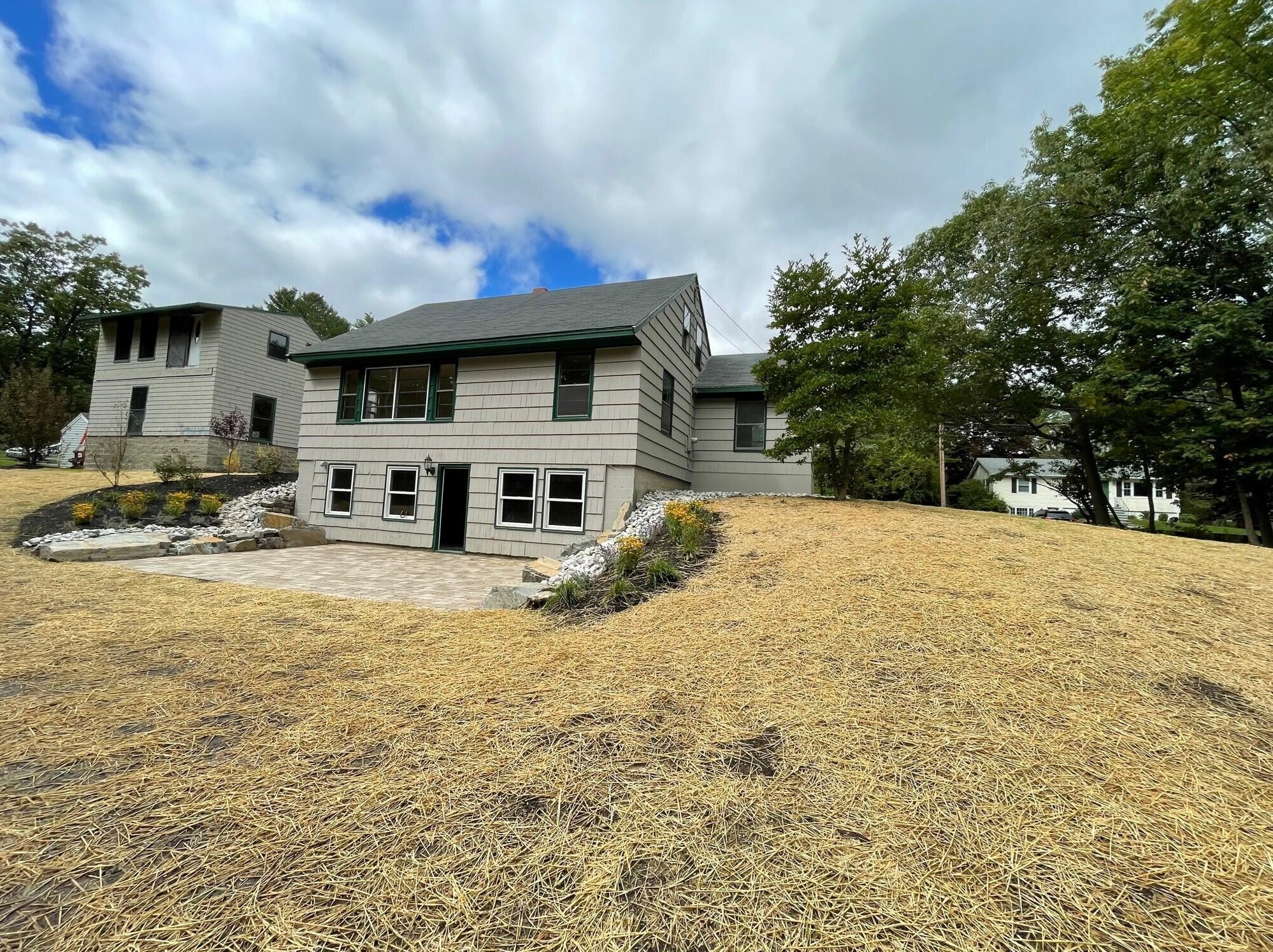 77 Middle Rd, Portland ME  04105-1820 exterior