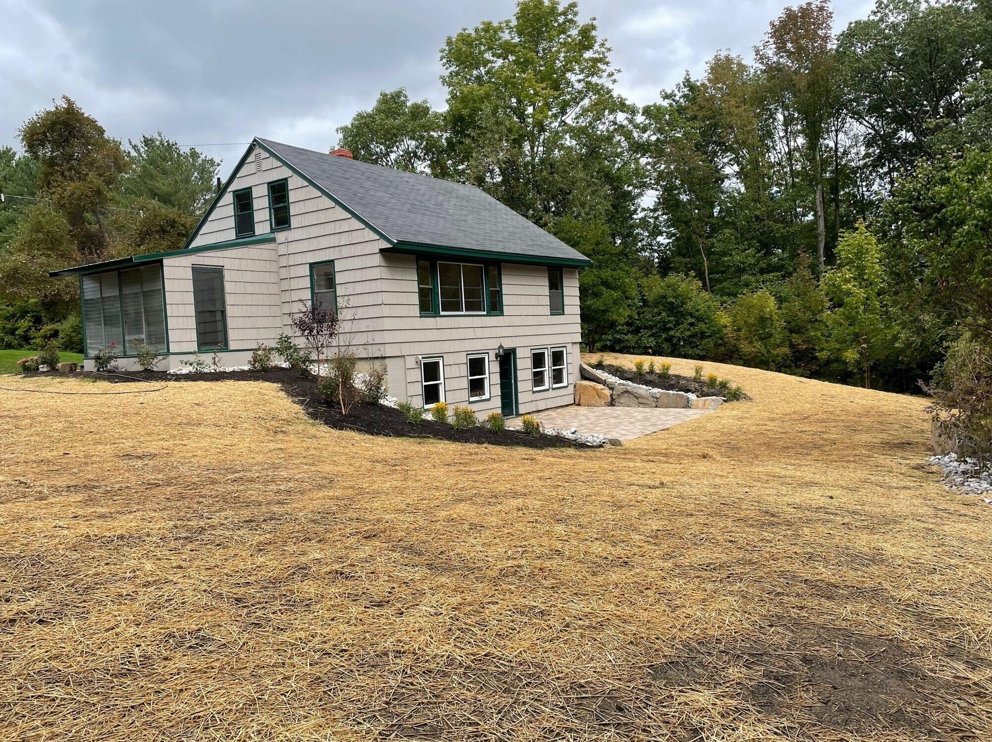 77 Middle Rd, Portland ME  04105-1820 exterior