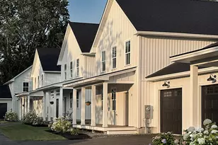 17 Magnolia Ln, Gardiner, ME 04345 - Photo 1