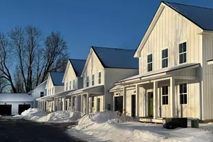 29 Magnolia Ln, Gardiner, ME 04345 - Photo 1