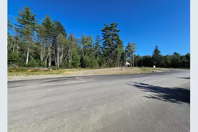 576 US Hwy 1, Hancock, ME 04640 - Photo 3