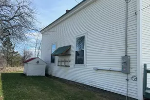 562 Ledge Hill Rd, Corinth, ME 04427 - Photo 3