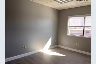 24 Lawrence Avenue, Fairfield, ME 04937 - Photo 9