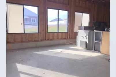 24 Lawrence Avenue, Fairfield, ME 04937 - Photo 17