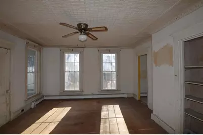 723 Main Street, Monmouth, ME 04259 - Photo 9