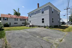 45 Madison Ave, Madison, ME 04950 - Photo 5
