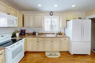 93 Cleaves St, Island Falls, ME 04747 - Photo 15