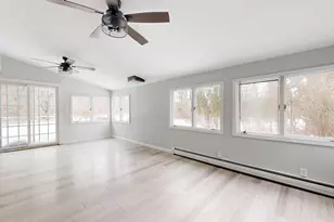 121-123 Oak Hill Rd, Auburn, ME 04210 - Photo 7