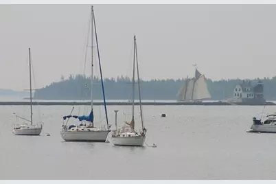 75 Front Street, Rockland, ME 04841 - Photo 3