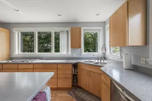 985 N North Main St, Winterport, ME 04496 - Photo 37