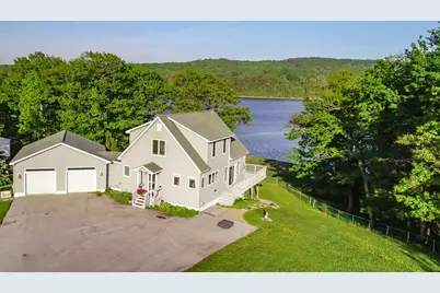 985 N North Main Street, Winterport, ME 04496 - Photo 3