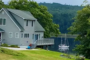 985 N North Main St, Winterport, ME 04496 - Photo 3