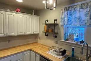 8 Blue Bell Ct, Fort Fairfield, ME 04742 - Photo 5