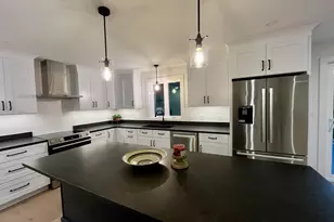 43 Heritage Dr, Berwick, ME 03901 - Photo 11