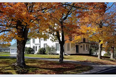 44 Broadway Street, Machias, ME 04654 - Photo 3