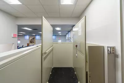 270 Pleasant Street, Rockland, ME 04841 - Photo 9