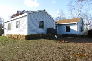 200 Littlefield Rd, Newburgh, ME 04444 - Photo 7