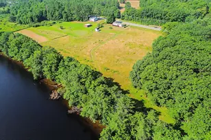 1072 Waterville Rd, Skowhegan, ME 04976 - Photo 17