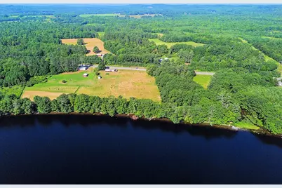 1072 Waterville Road, Skowhegan, ME 04976 - Photo 19