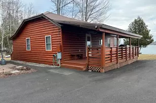 28 Valentine Ln, Dexter, ME 04930 - Photo 1