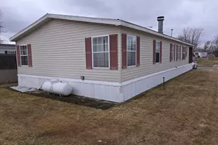 16 Sarah Ave, Lewiston, ME 04240 - Photo 3