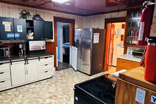 37 Spring St, Caribou, ME 04736 - Photo 9