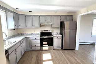 162 Beach St, Saco, ME 04072 - Photo 5