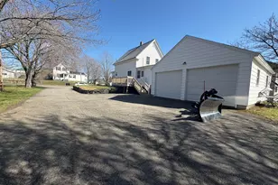 2 Western Ave, East Millinocket, ME 04430 - Photo 5