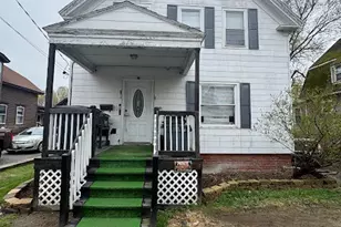 379 College St, Lewiston, ME 04240 - Photo 1