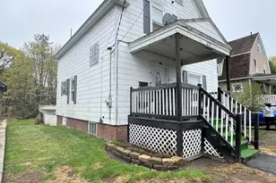 379 College St, Lewiston, ME 04240 - Photo 3