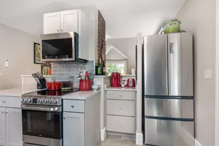 21 Fernald Ave, York, ME 03909 - Photo 5