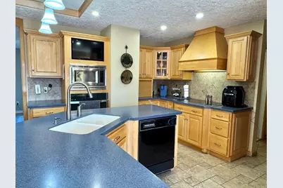 182 E Main Street, Fort Kent, ME 04743 - Photo 5