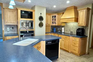 182 E Main St, Fort Kent, ME 04743 - Photo 5