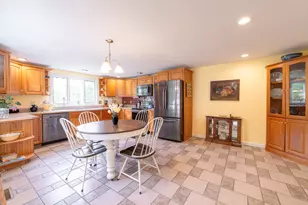 7 Salmon Run, Raymond, ME 04071 - Photo 9