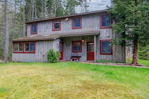 176 N Main St, Stonington, ME 04681 - Photo 21