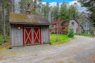 176 N Main St, Stonington, ME 04681 - Photo 3