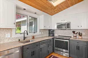 1588 Turtle Head Rd, Islesboro, ME 04848 - Photo 9