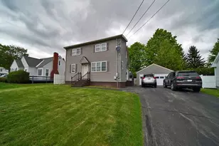 11 Hogan St, Houlton, ME 04730 - Photo 3