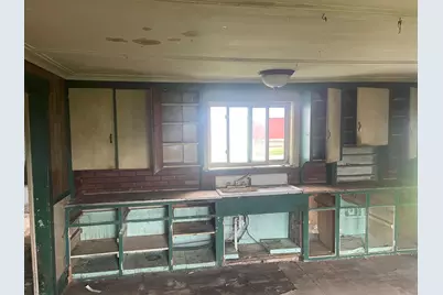 722 Farmington Road, Strong, ME 04983 - Photo 9