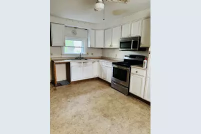 156 Railroad Street, Clinton, ME 04927 - Photo 17