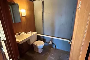 490 Main St, Thomaston, ME 04861 - Photo 25