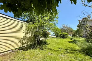 14 Water St, Eastport, ME 04631 - Photo 5