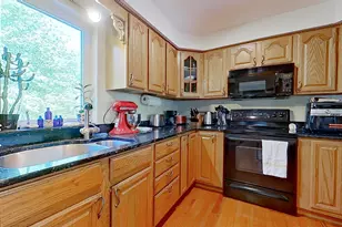 986 Finntown Rd, Warren, ME 04864 - Photo 3