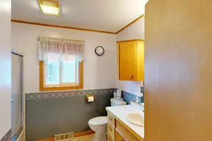 180 Bowdoin St, Millinocket, ME 04462 - Photo 27