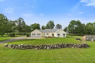 585 Charleston Rd, Charleston, ME 04422 - Photo 5