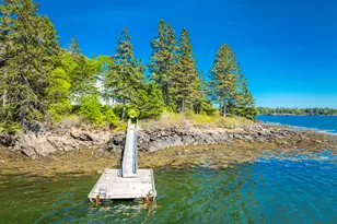 250 Davis Point Rd, Cushing, ME 04563 - Photo 37